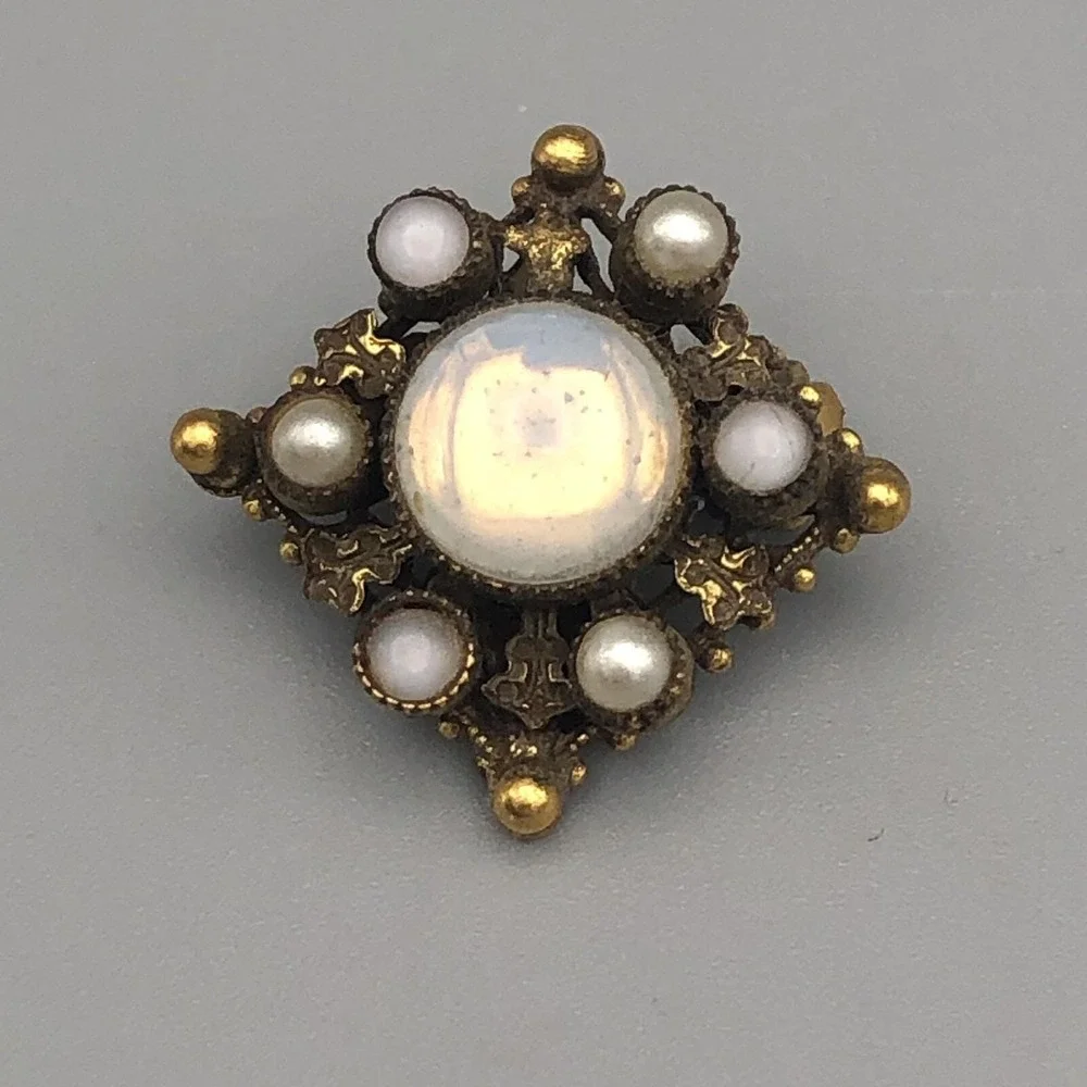 Original by Robert Brooch Faux Pearl Moonstone Sputnic Atomic 1960s